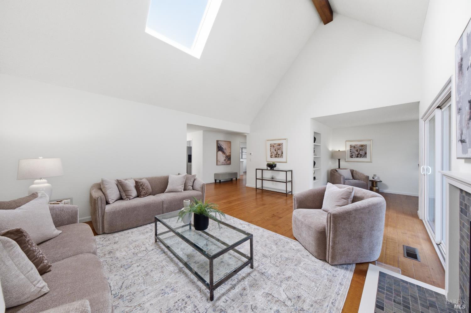 Sonoma, California, 95476, United States, 2 Bedrooms Bedrooms, ,2 BathroomsBathrooms,Residential,For Sale,2001950