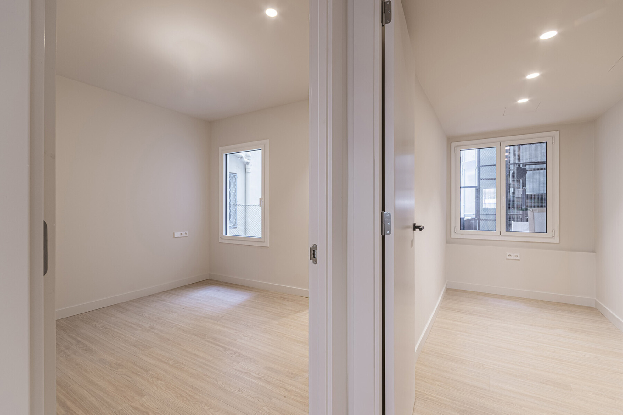  Fantastic renovated apartment with large garden at the living room level - 物件實景