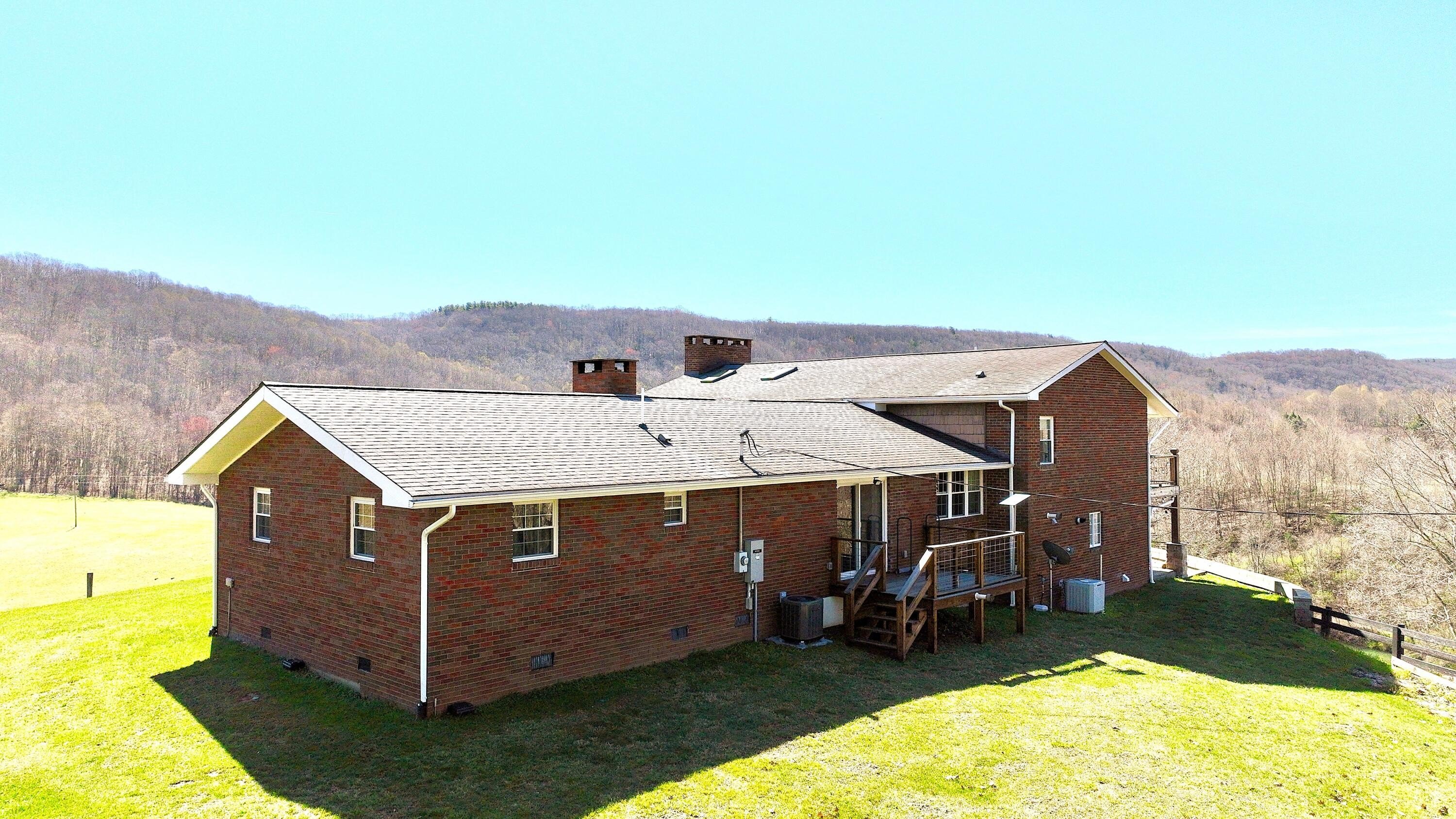 Hillsboro, West Virginia, 24946, United States, 4 Bedrooms Bedrooms, ,3 BathroomsBathrooms,Residential,For Sale,1786403