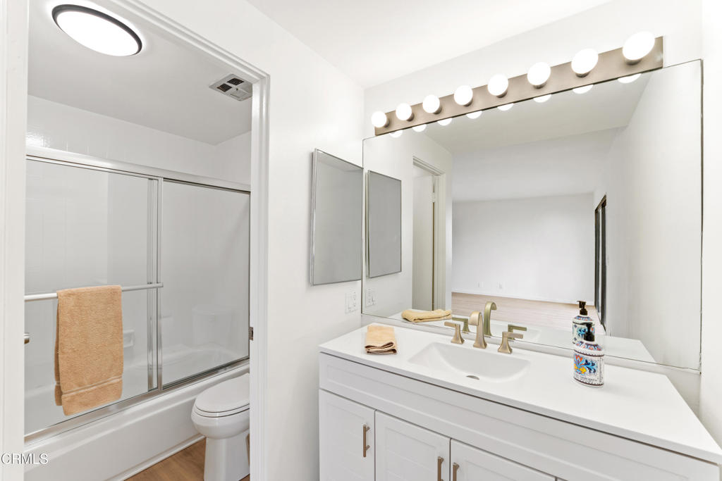 Oxnard, California, 93035, United States, 3 Bedrooms Bedrooms, ,3 BathroomsBathrooms,Residential,For Sale,1990201