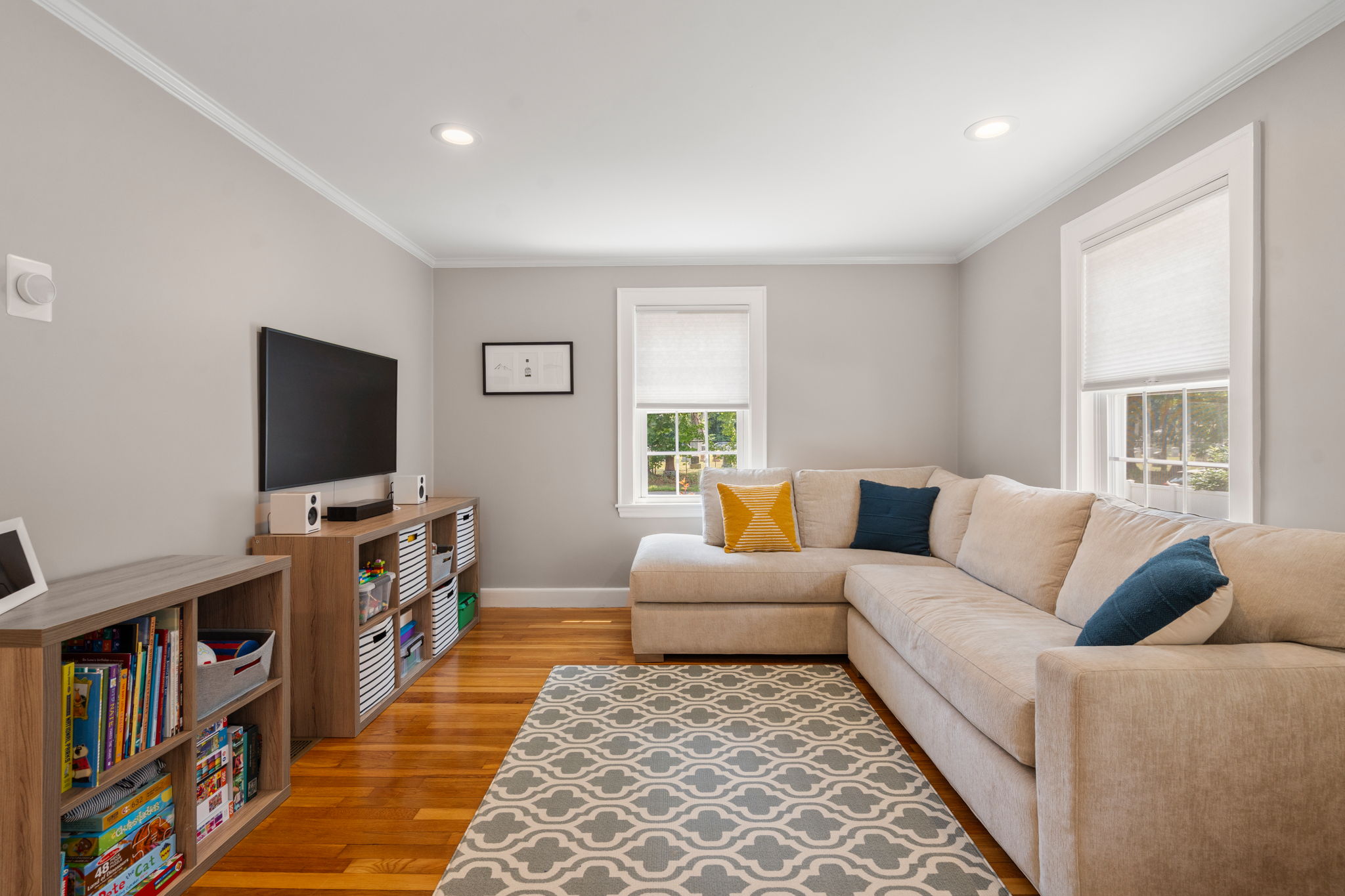  46 Macarthur Road, Stoneham, MA, 02180 - 物件實景