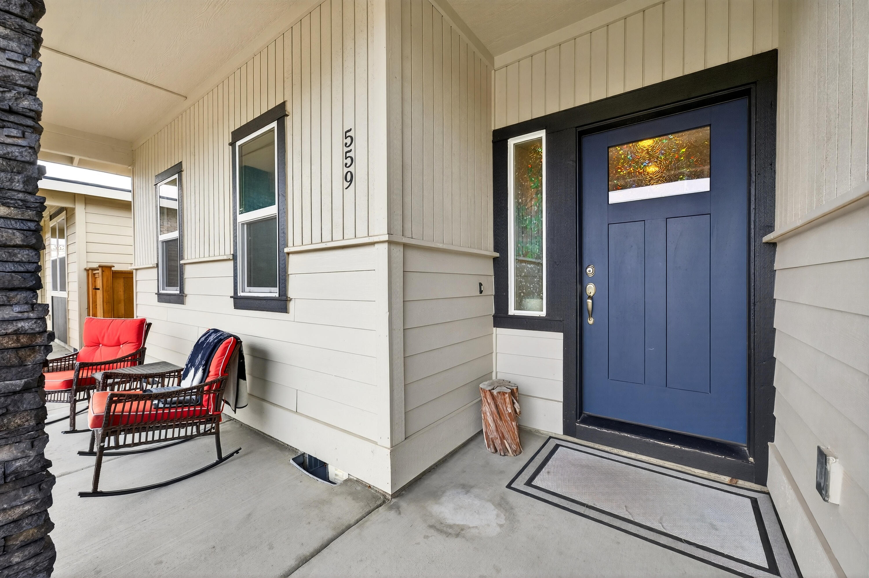 Redmond, Oregon, 97756, United States, 3 Bedrooms Bedrooms, ,2 BathroomsBathrooms,Residential,For Sale,2007791