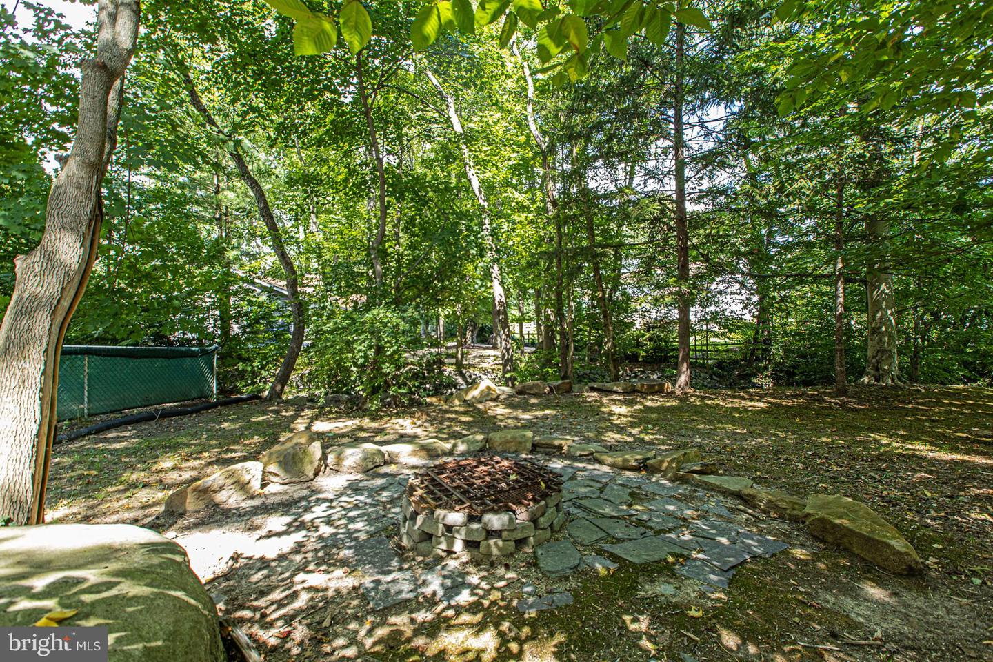 WILMINGTON, Delaware, 19810, United States, 4 Bedrooms Bedrooms, ,3 BathroomsBathrooms,Residential,For Sale,1990467