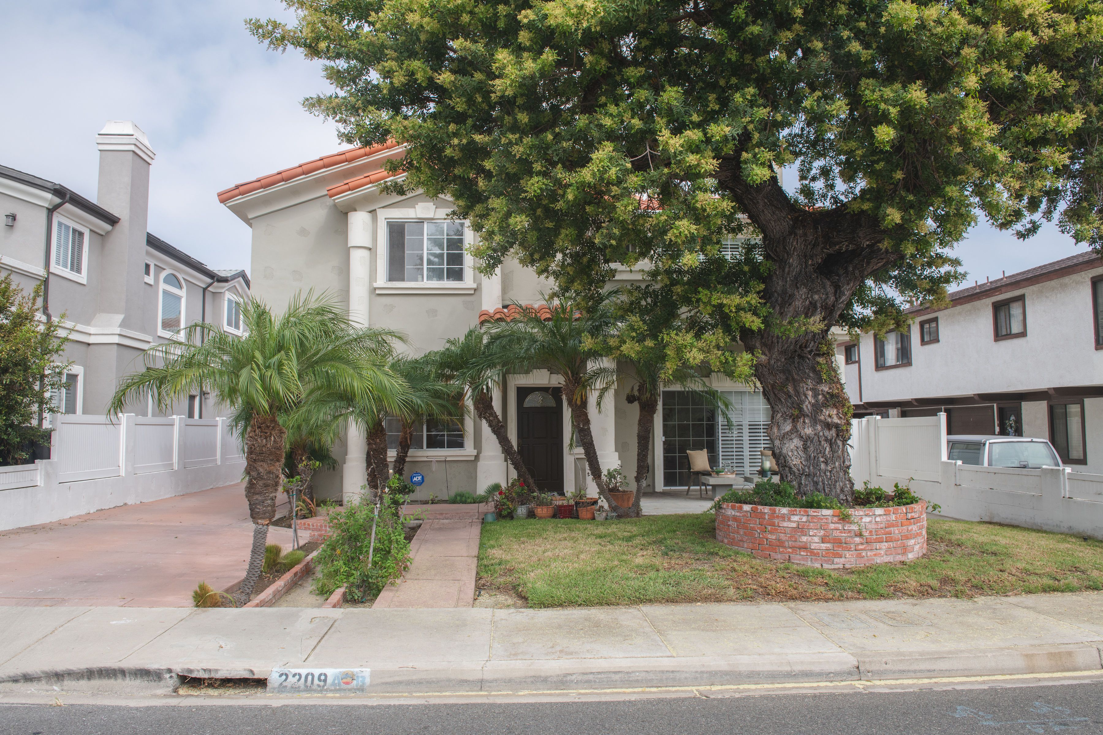  2209 Robinson Street #A, Redondo Beach, CA 90278 - 物件實景