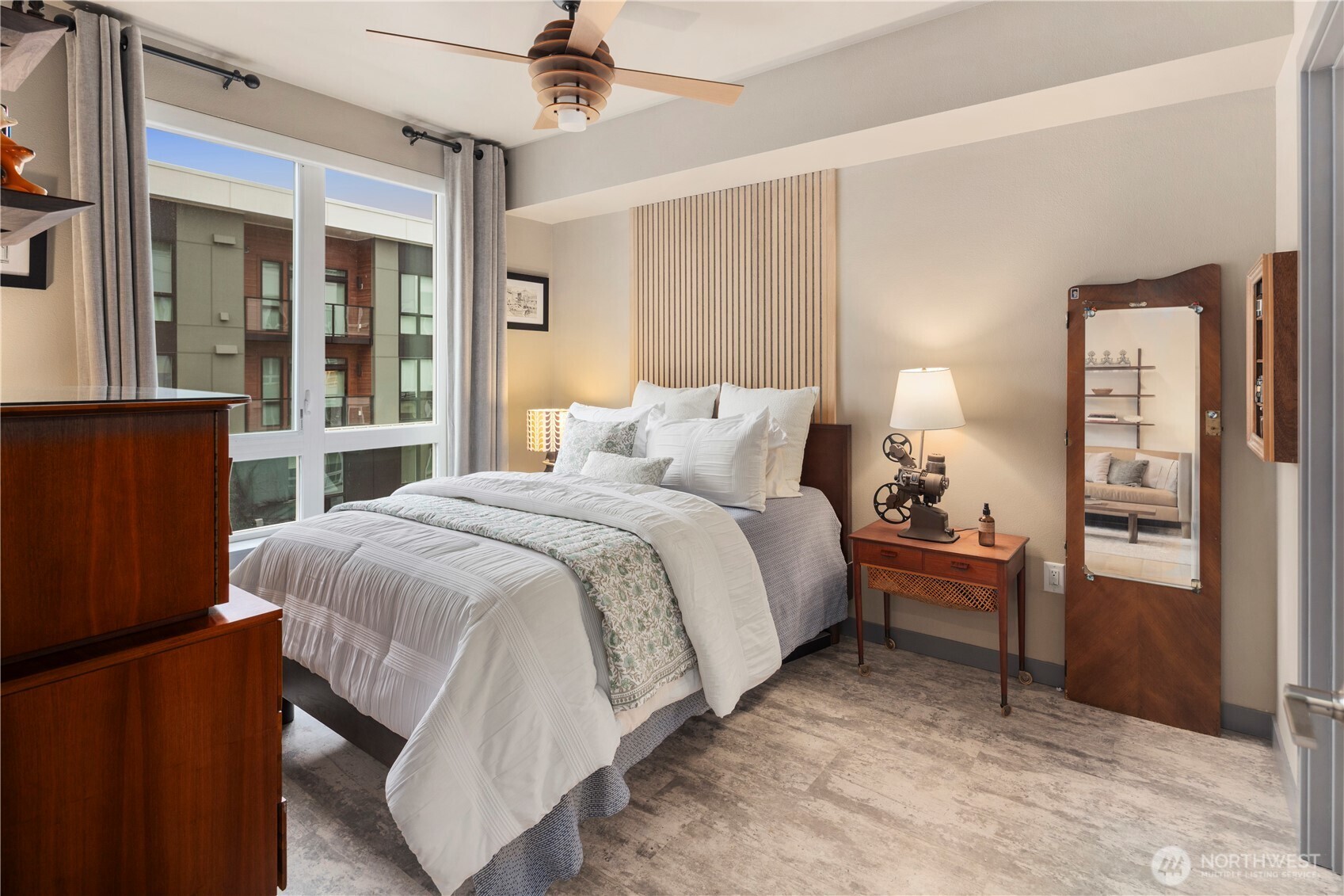 Kirkland, Washington, 98034, United States, 1 Bedroom Bedrooms, ,1 BathroomBathrooms,Residential,For Sale,1793770