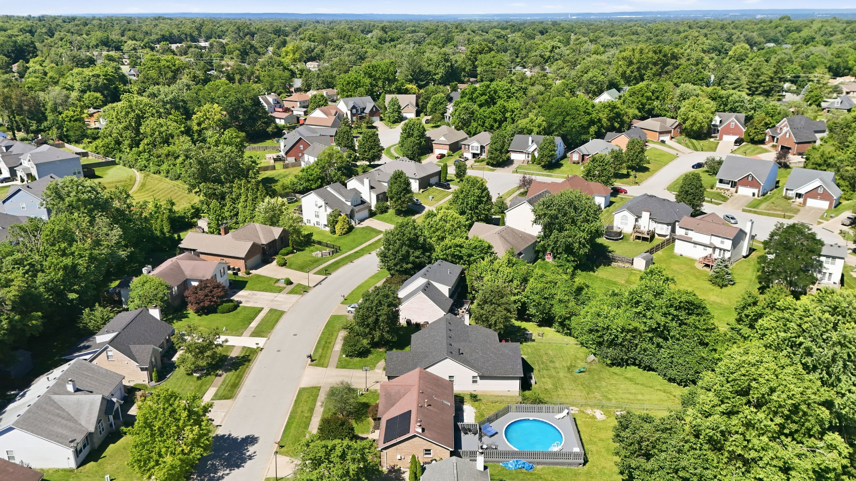  10305 Vantage Road, Louisville, KY 40299 - 物件實景