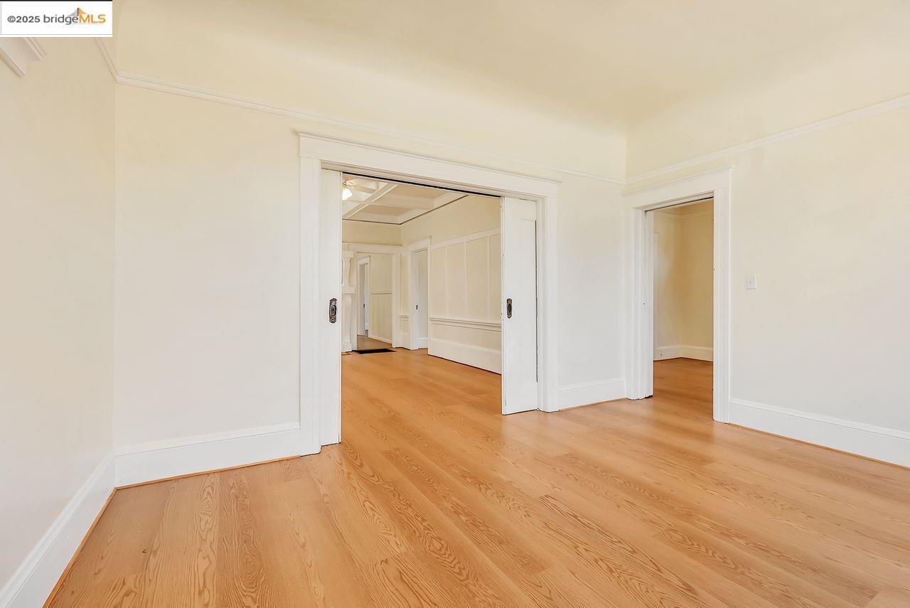Oakland, California, 94608, United States, 6 Bedrooms Bedrooms, ,3 BathroomsBathrooms,Residential,For Sale,1939780