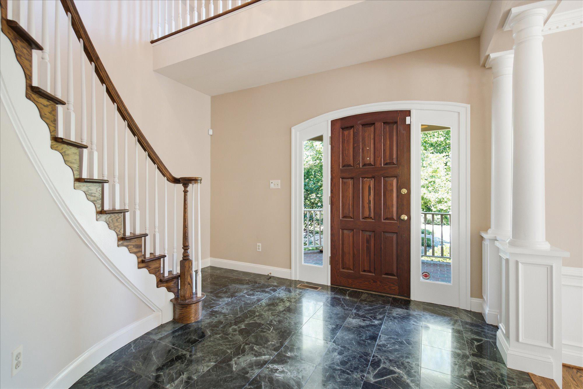  126 Gresham Place, Falls Church, VA, 22046 - 物件實景