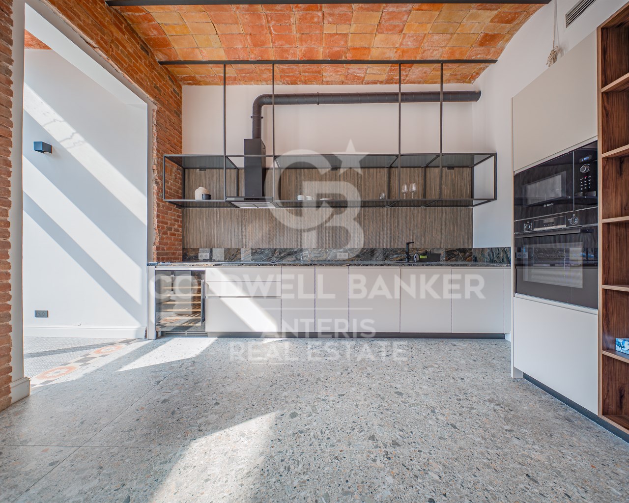 Barcelona, Catalonia, ES, 2 Bedrooms Bedrooms, ,2 BathroomsBathrooms,Residential,For Sale,1932688