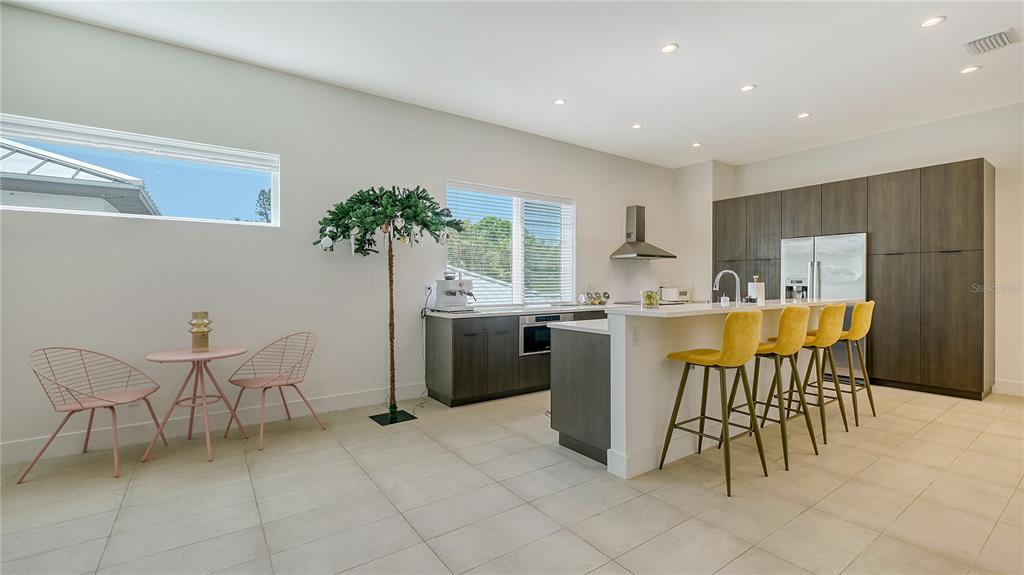 Sarasota, Florida, 34236, United States, 4 Bedrooms Bedrooms, ,4 BathroomsBathrooms,Residential,For Sale,1796766