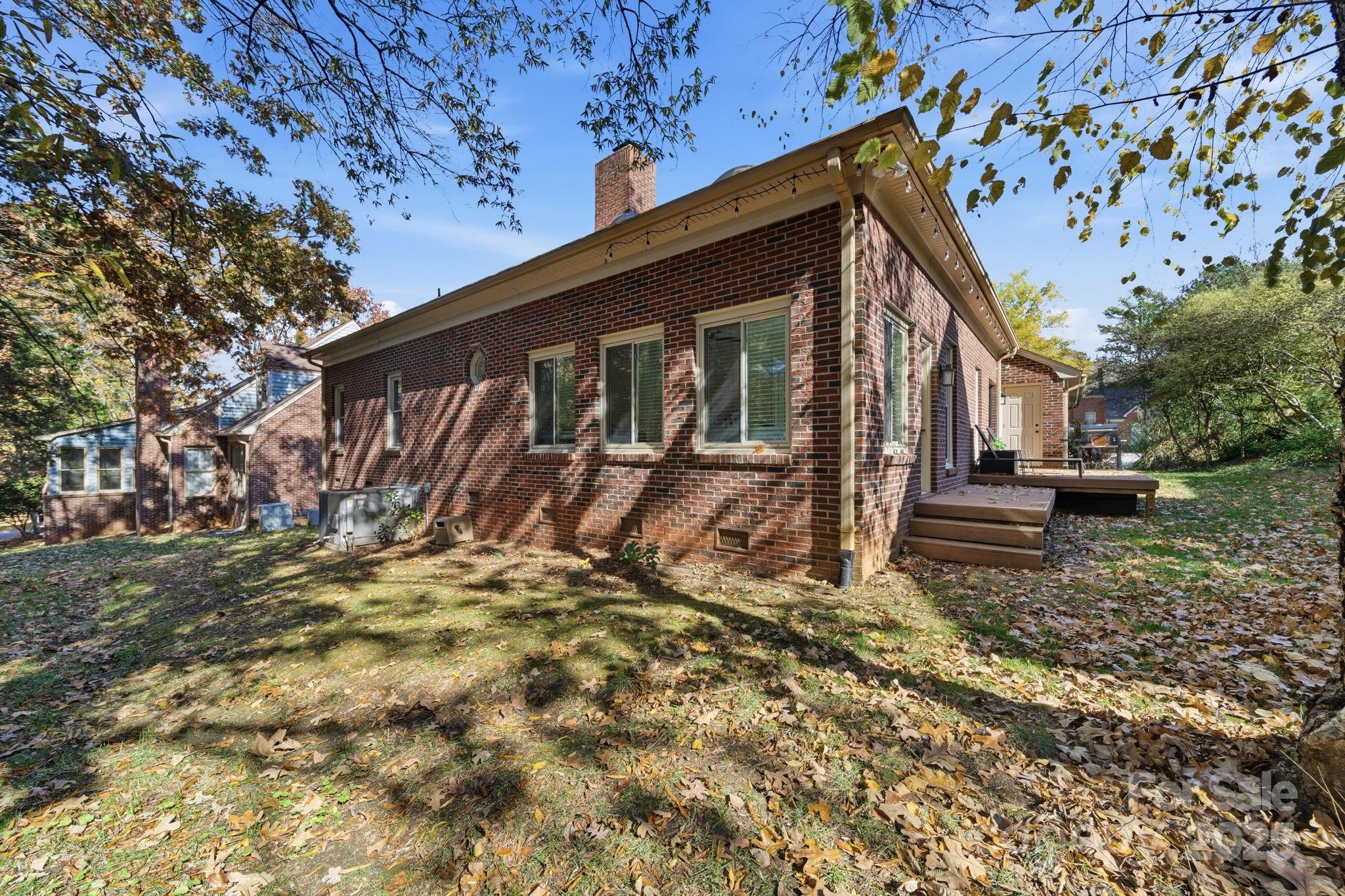 Charlotte, North Carolina, 28226, United States, 3 Bedrooms Bedrooms, ,2 BathroomsBathrooms,Residential,For Sale,1991268