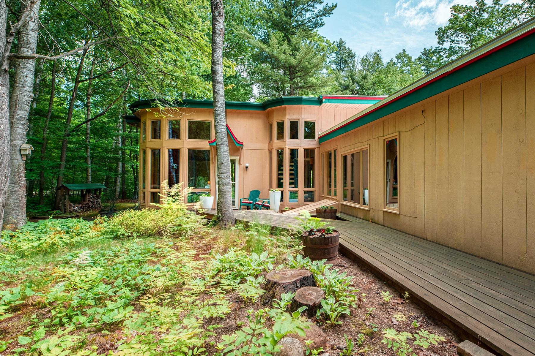 Manitowish Waters, Wisconsin, 54545, United States, 4 Bedrooms Bedrooms, ,3 BathroomsBathrooms,Residential,For Sale,1974750