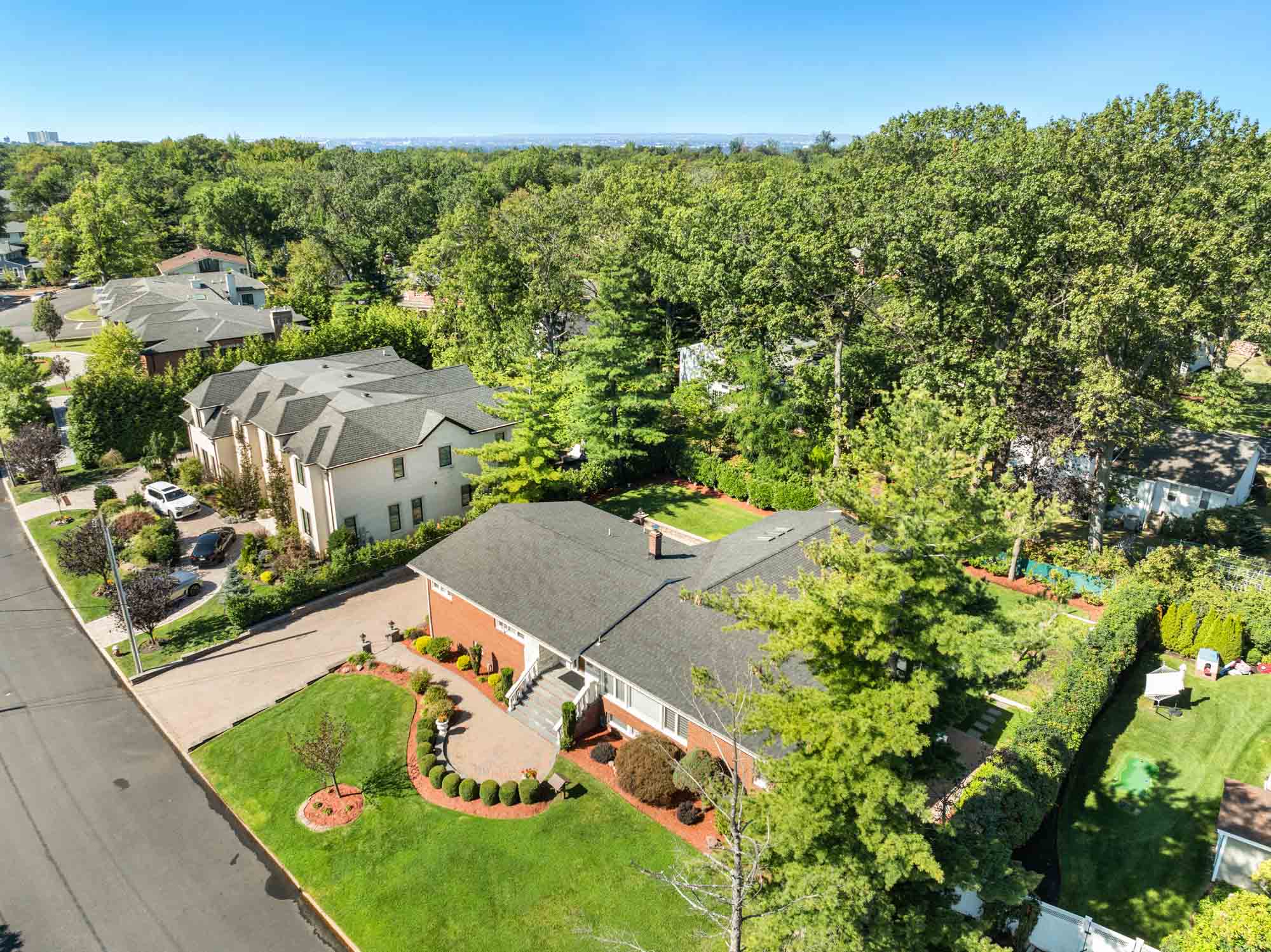  662 Summit Street, Englewood Cliffs, NJ, 07632 - 物件實景
