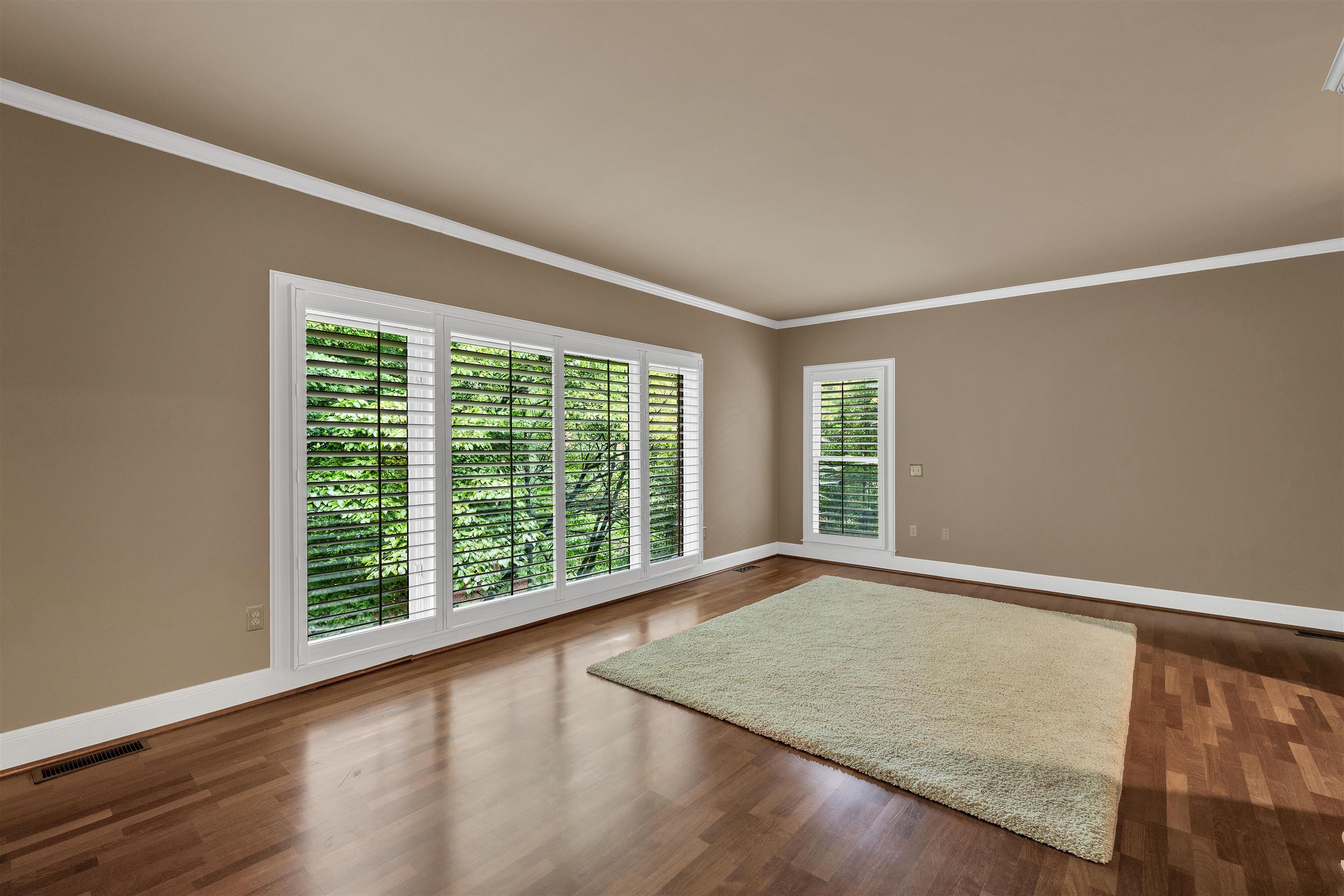 Spartanburg, South Carolina, 29306, United States, 4 Bedrooms Bedrooms, ,5 BathroomsBathrooms,Residential,For Sale,1913145