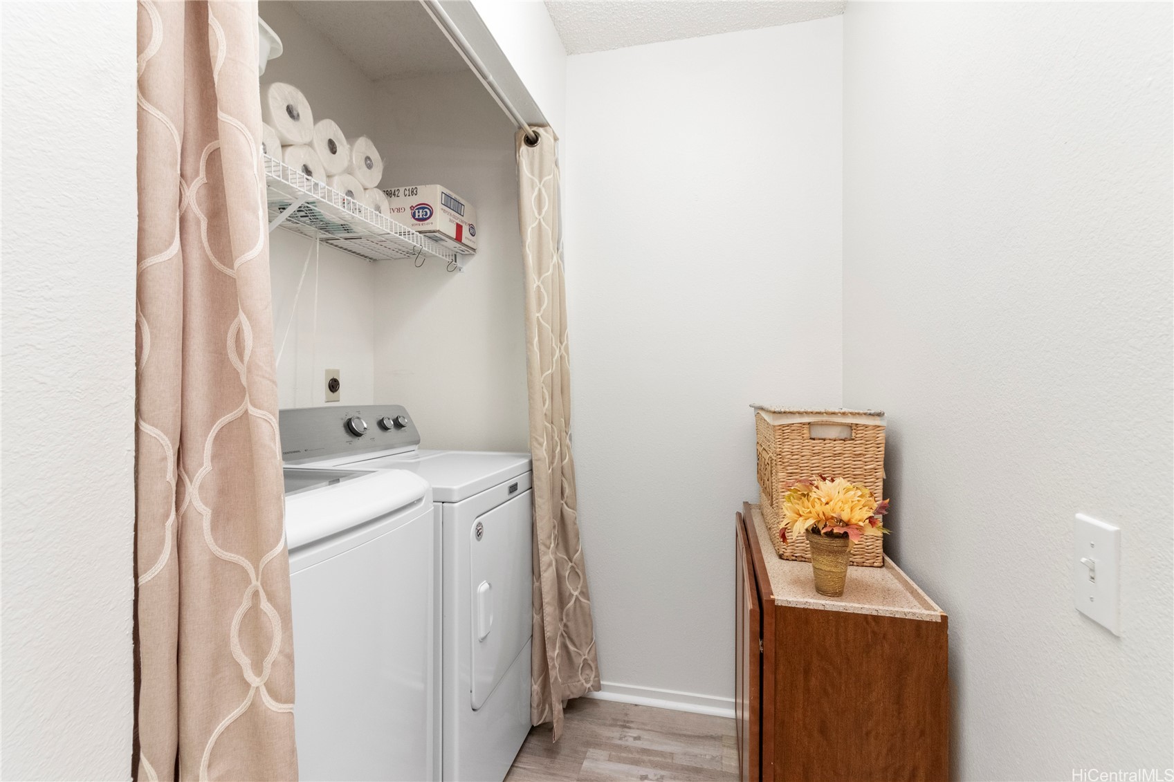 Ewa Beach, Hawaii, 96706, United States, 2 Bedrooms Bedrooms, ,2 BathroomsBathrooms,Residential,For Sale,1897714