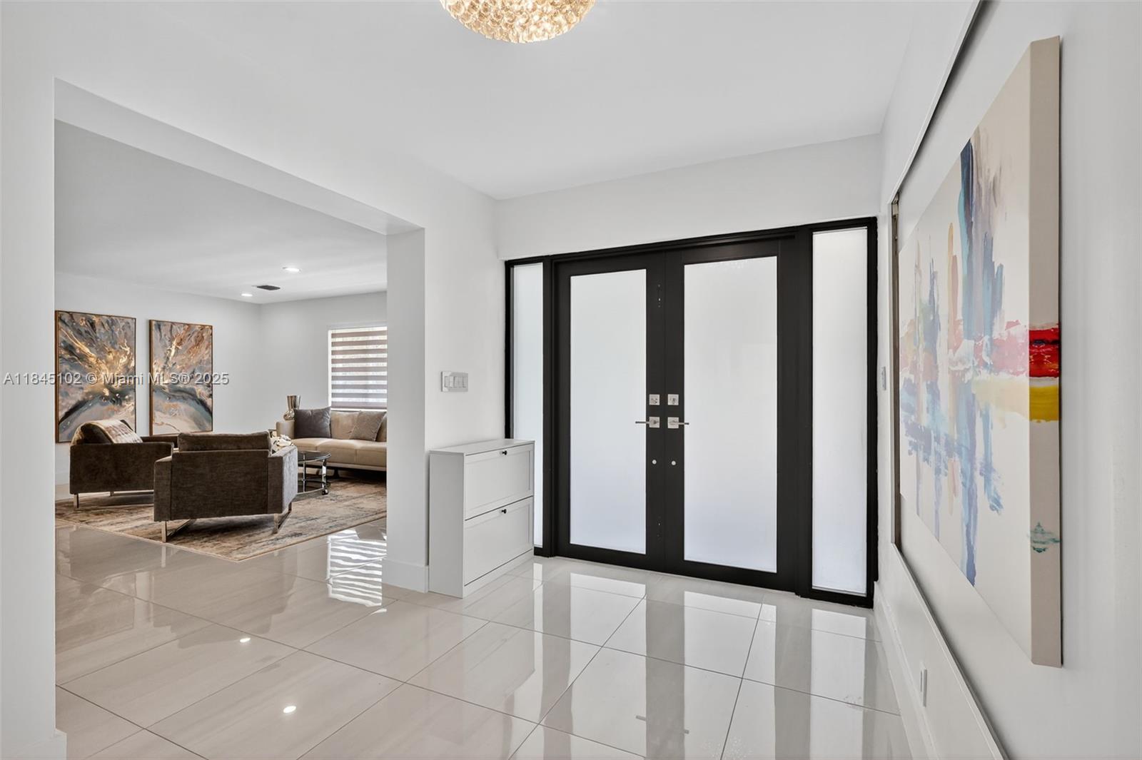 Palmetto Bay, Florida, 33158, United States, 4 Bedrooms Bedrooms, ,4 BathroomsBathrooms,Residential,For Sale,1900874
