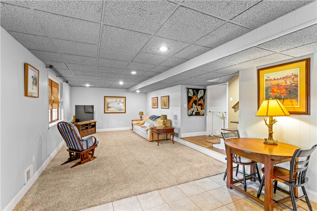 Mcmurray, Pennsylvania, 15317, United States, 4 Bedrooms Bedrooms, ,4 BathroomsBathrooms,Residential,For Sale,1976789