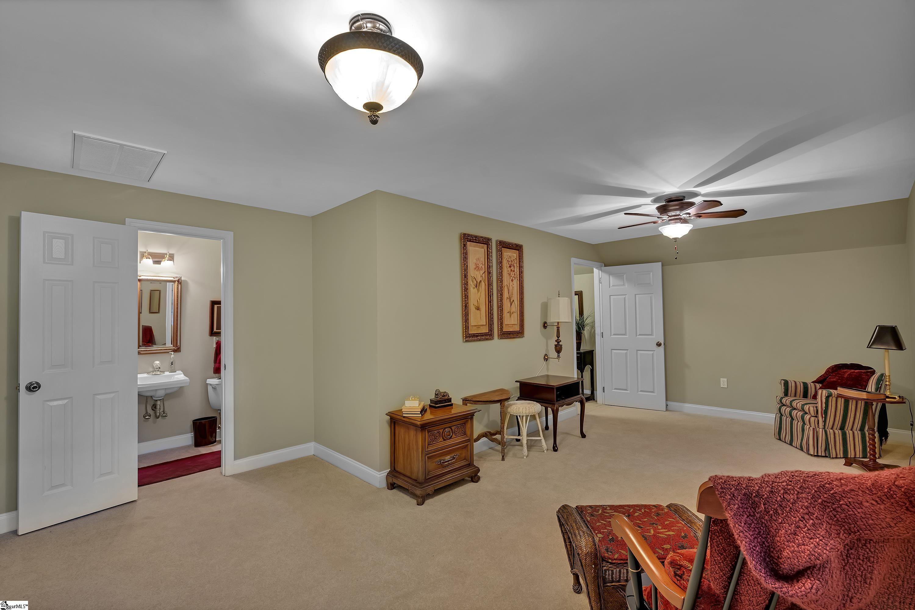 Spartanburg, South Carolina, 29307, United States, 3 Bedrooms Bedrooms, ,3 BathroomsBathrooms,Residential,For Sale,1926602
