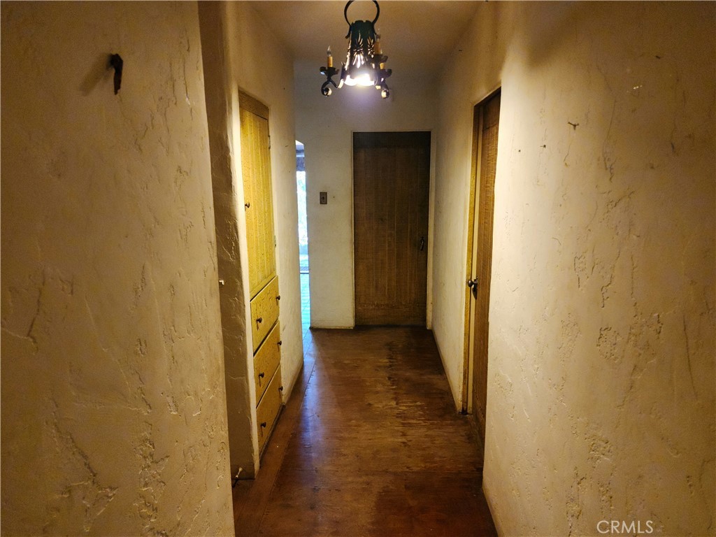 Riverside, California, 92501, United States, 4 Bedrooms Bedrooms, ,2 BathroomsBathrooms,Residential,For Sale,1966223