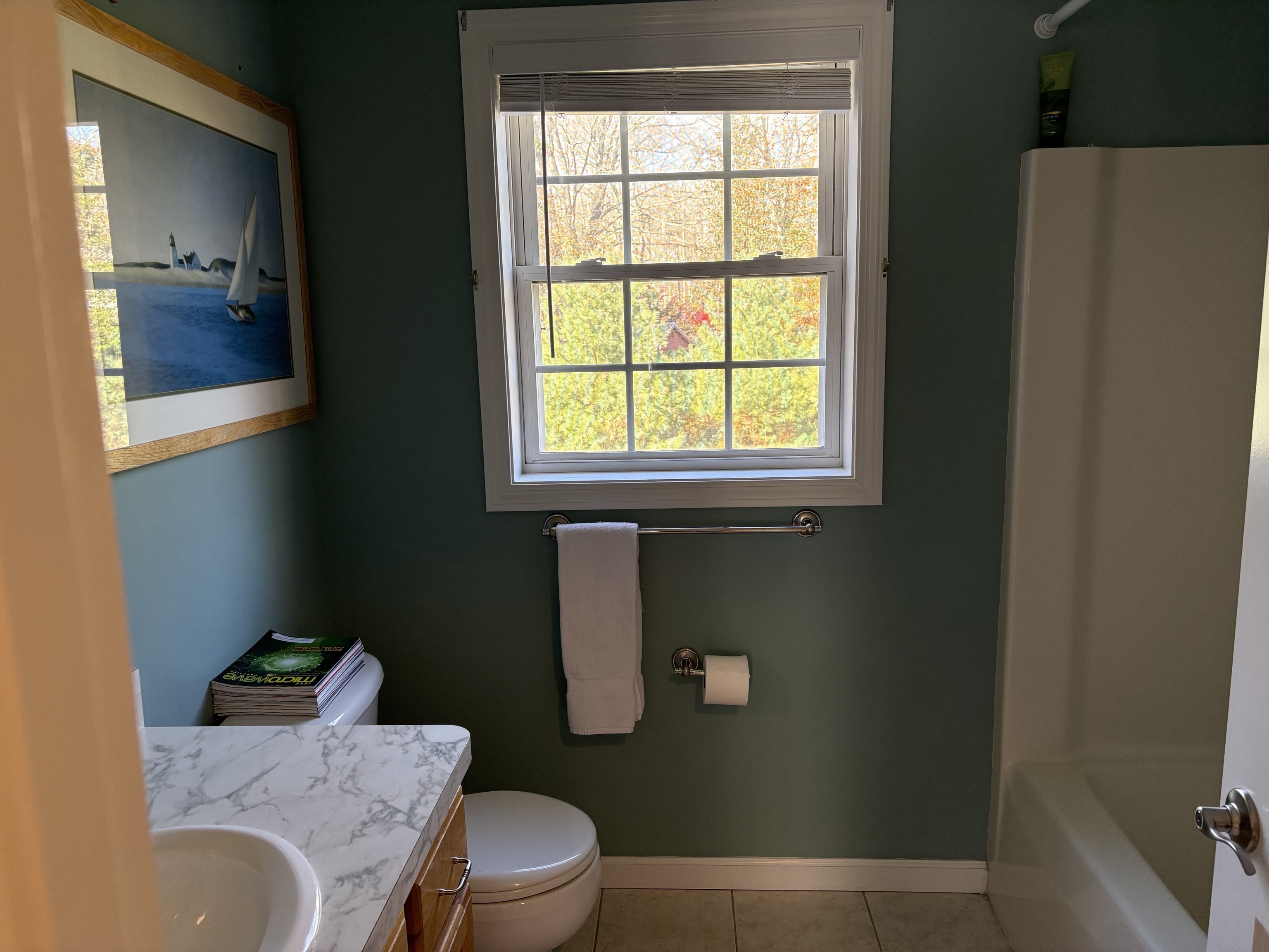 Clinton, Connecticut, 06413, United States, 4 Bedrooms Bedrooms, ,3 BathroomsBathrooms,Residential,For Sale,1989130