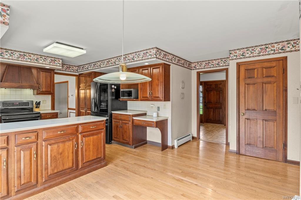 Lewiston, New York, 14092, United States, 5 Bedrooms Bedrooms, ,3 BathroomsBathrooms,Residential,For Sale,1849954
