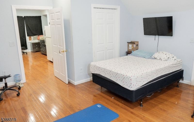 Elizabeth City, New Jersey, 07206, United States, 2 Bedrooms Bedrooms, ,3 BathroomsBathrooms,Residential,For Sale,1992844