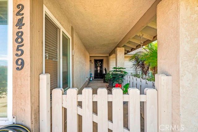 Moreno Valley, California, 92553, United States, 5 Bedrooms Bedrooms, ,3 BathroomsBathrooms,Residential,For Sale,1907755