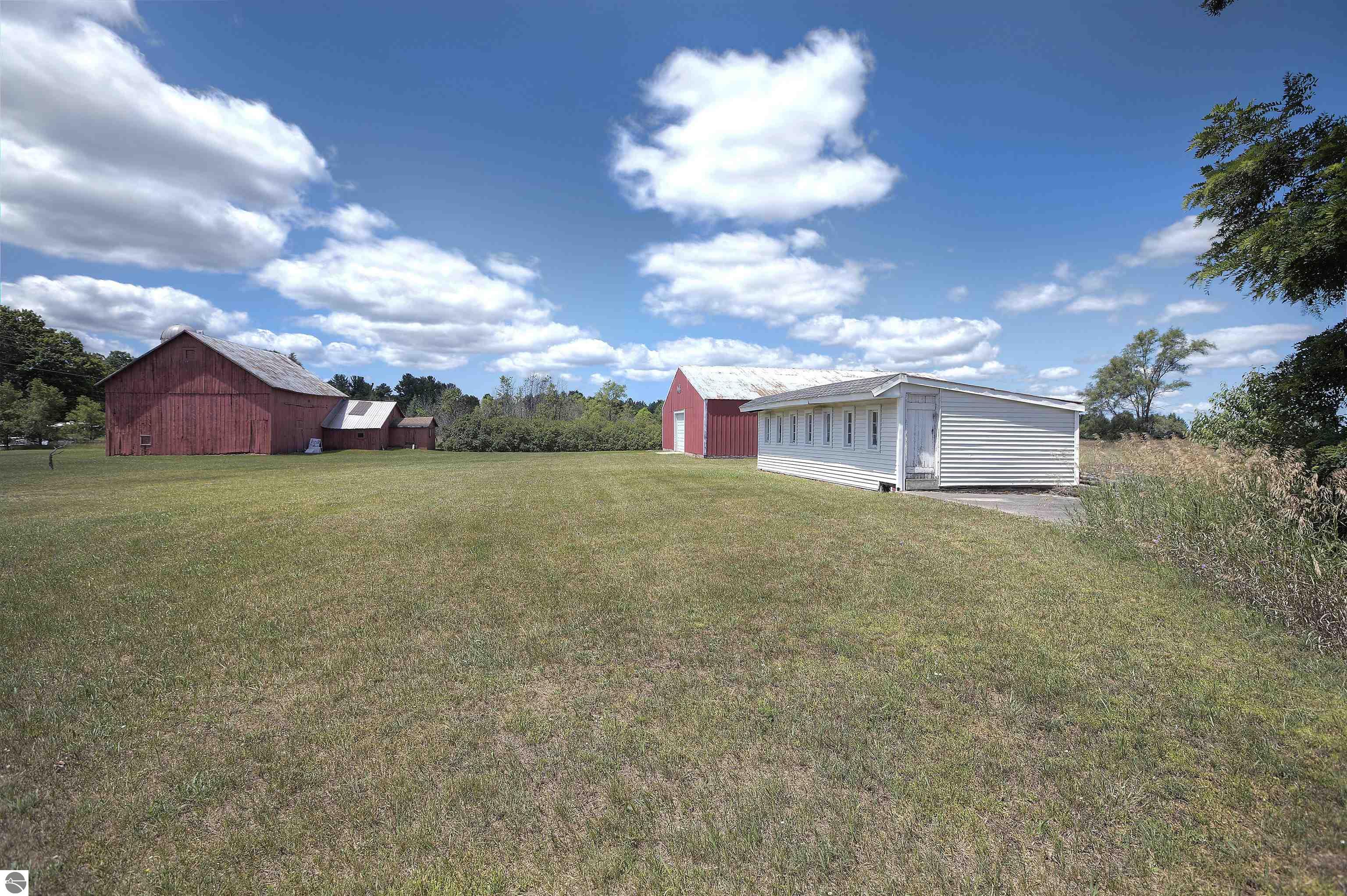 Interlochen, Michigan, 49643, United States, 5 Bedrooms Bedrooms, ,2 BathroomsBathrooms,Residential,For Sale,1896327