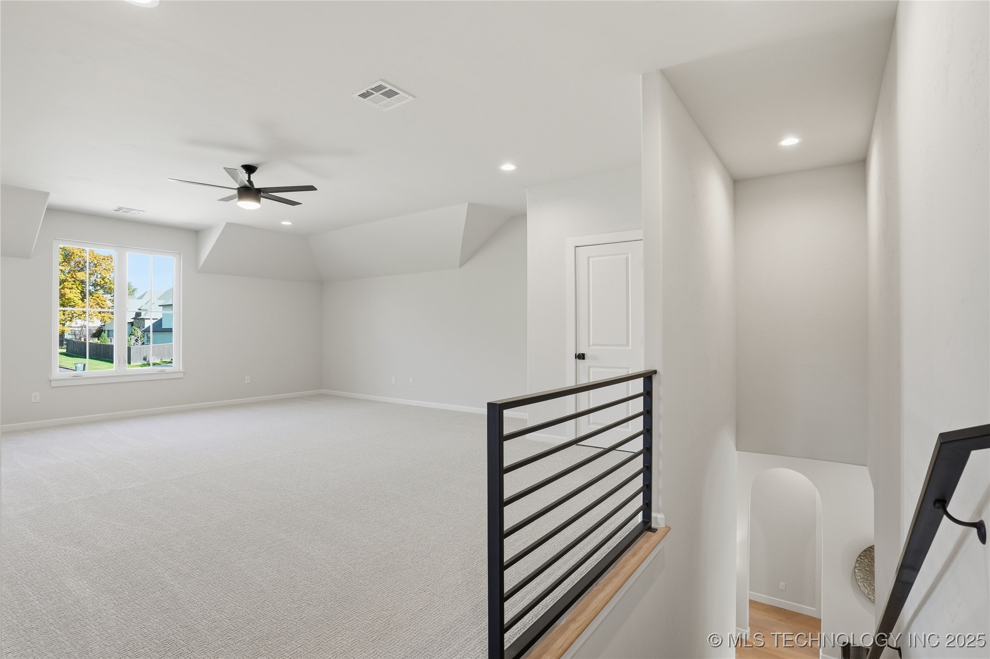 Tulsa, Oklahoma, 74114, United States, 4 Bedrooms Bedrooms, ,5 BathroomsBathrooms,Residential,For Sale,1990982