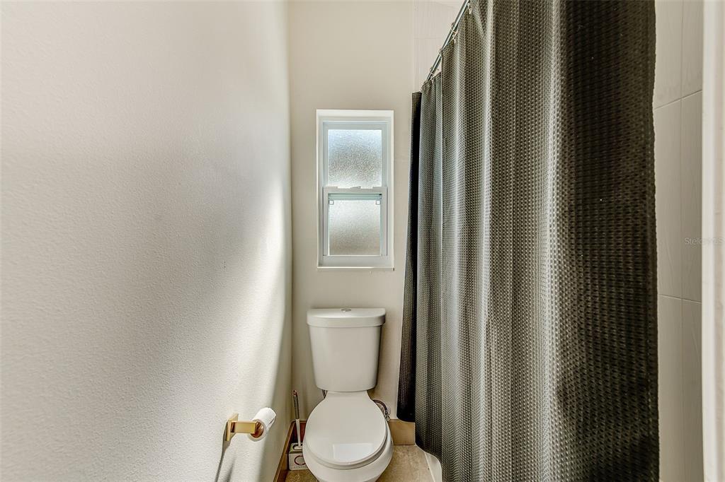 Largo, Florida, 33771, United States, 3 Bedrooms Bedrooms, ,2 BathroomsBathrooms,Residential,For Sale,1991349