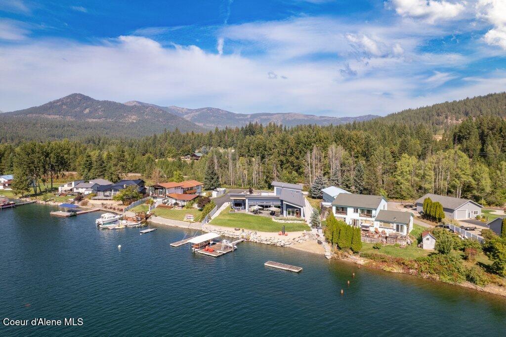 Sandpoint, Idaho, 83864, United States, 4 Bedrooms Bedrooms, ,3 BathroomsBathrooms,Residential,For Sale,1983378
