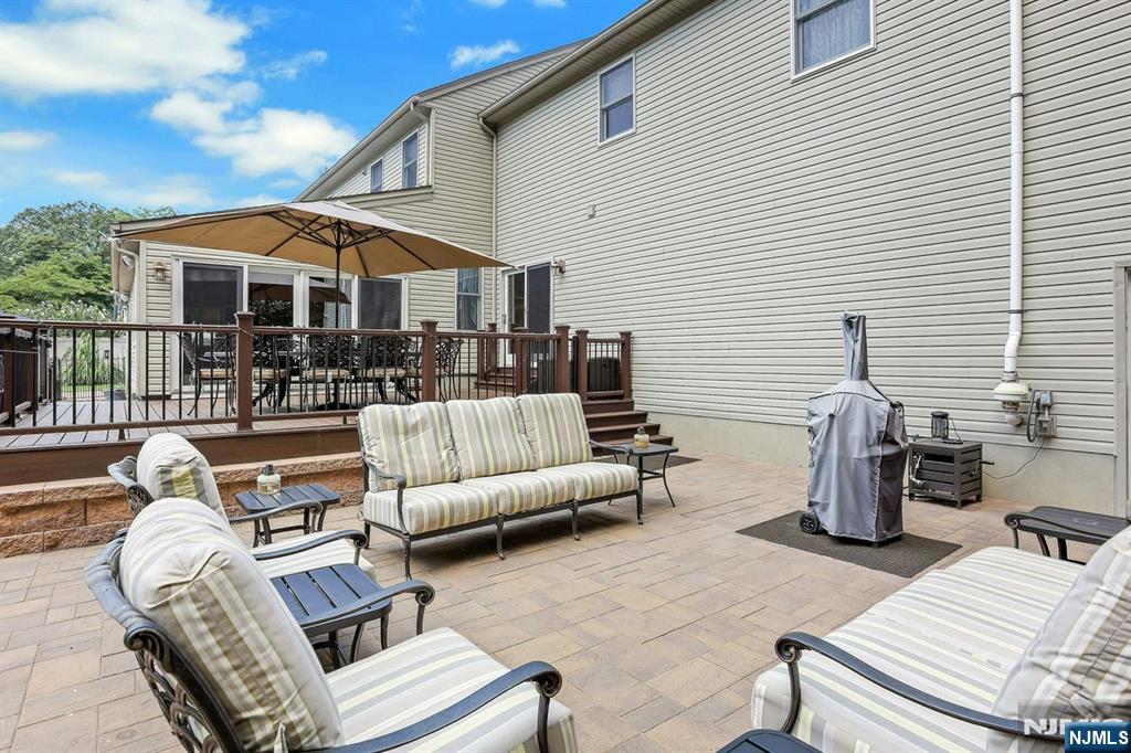 Old Tappan, New Jersey, 07675, United States, 4 Bedrooms Bedrooms, ,3 BathroomsBathrooms,Residential,For Sale,1906748