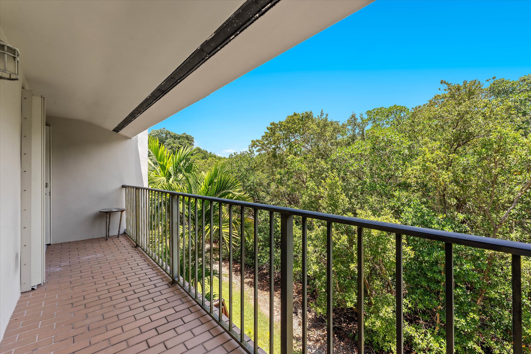  2525 NE 135th St, North Miami, FL, 33181 - 物件實景
