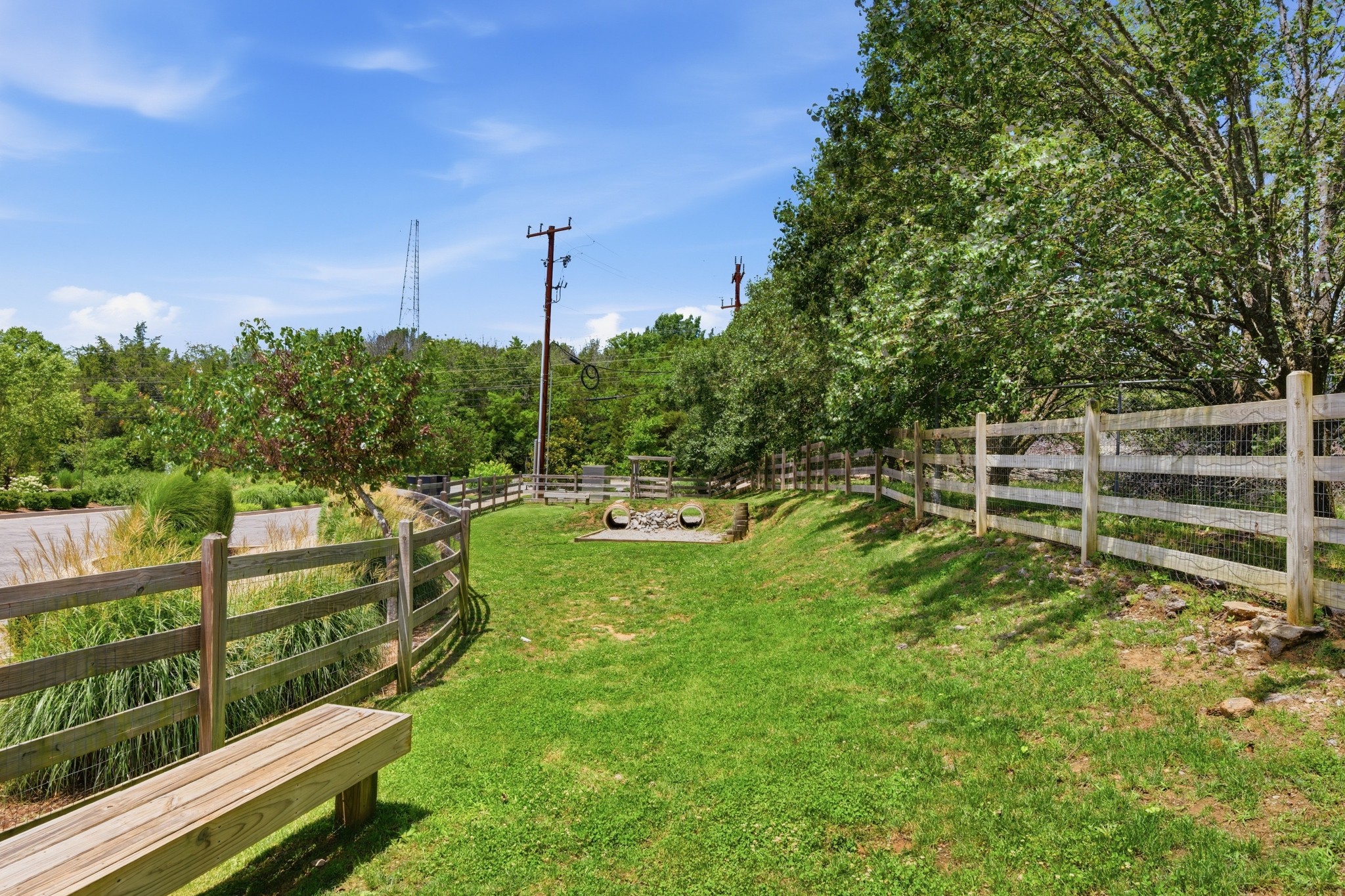  356 E Village Ln, Nashville, TN, 37216 - 物件實景