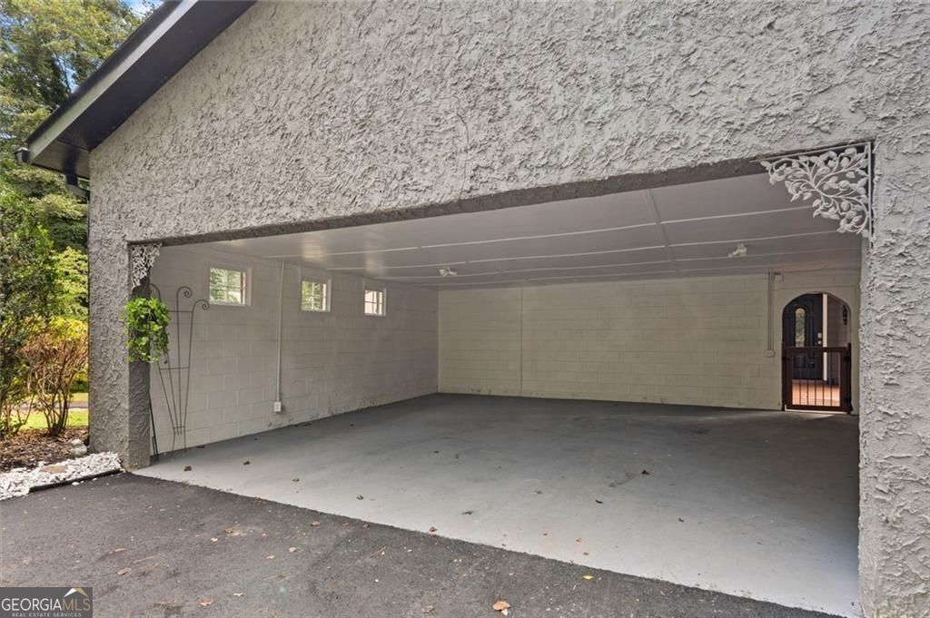 Marietta, Georgia, 30062, United States, 3 Bedrooms Bedrooms, ,2 BathroomsBathrooms,Residential,For Sale,1922558