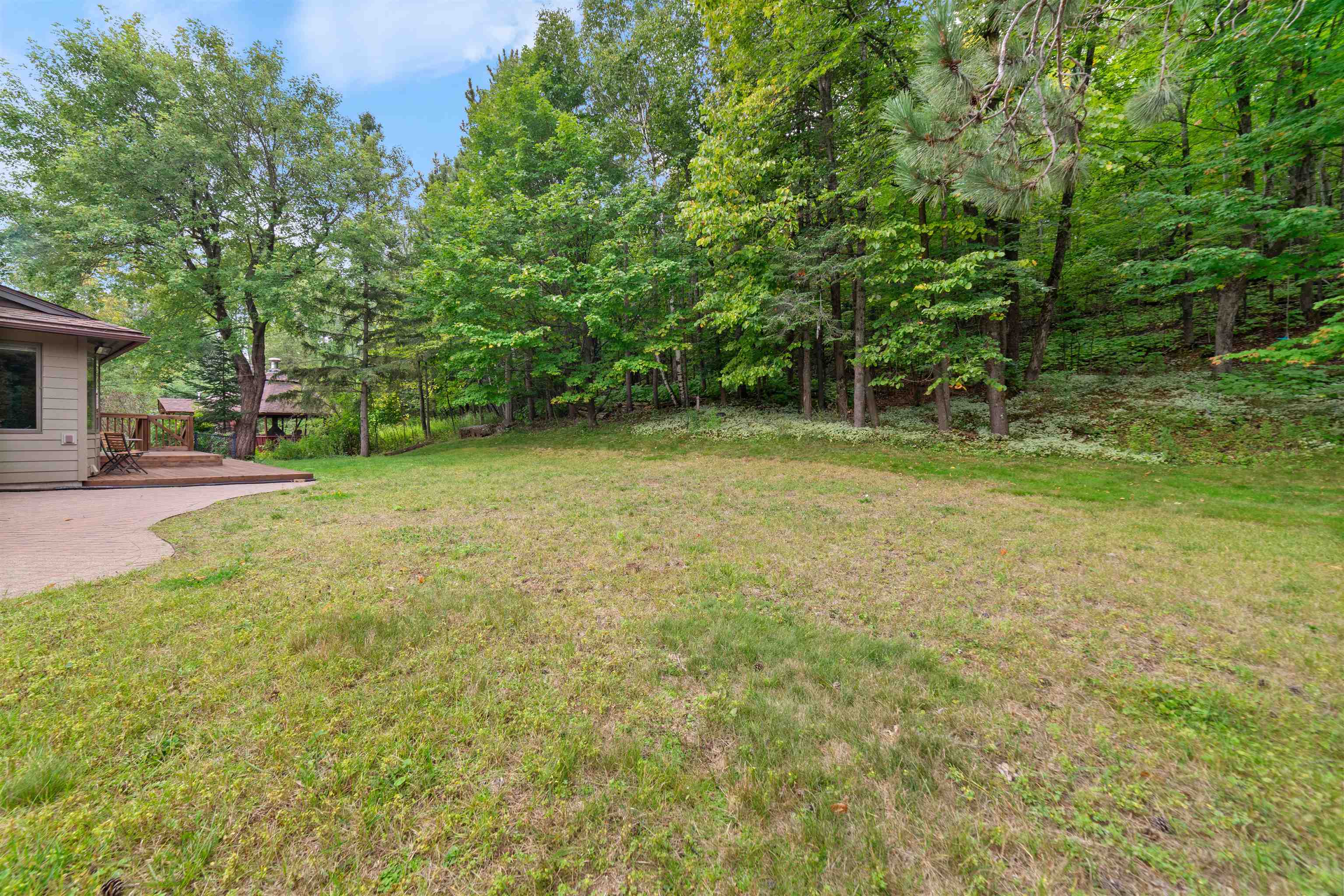 Duluth, Minnesota, 55803, United States, 4 Bedrooms Bedrooms, ,1 BathroomBathrooms,Residential,For Sale,1942593