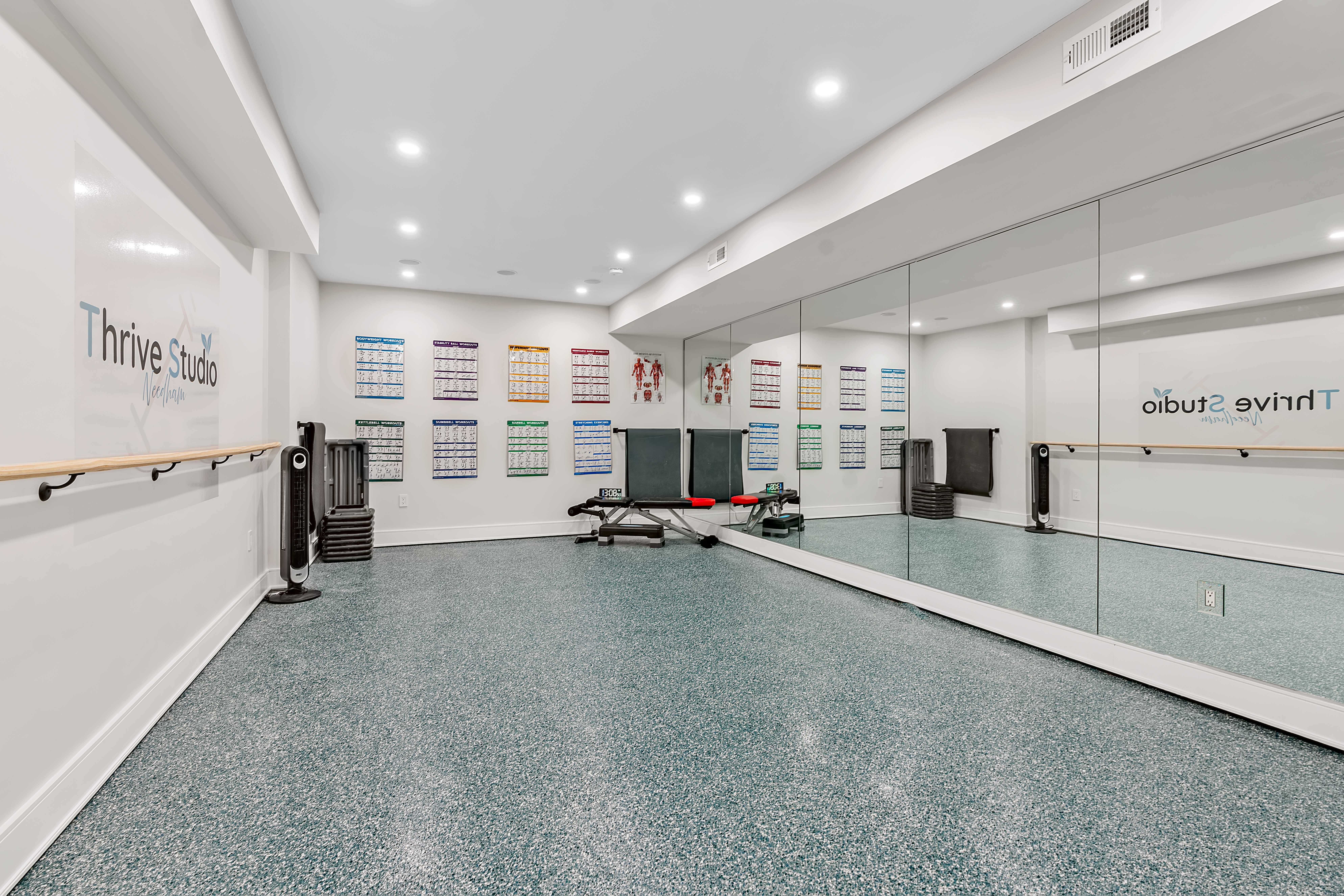  5 Colonial Road, Needham, MA, 02492 - 物件實景