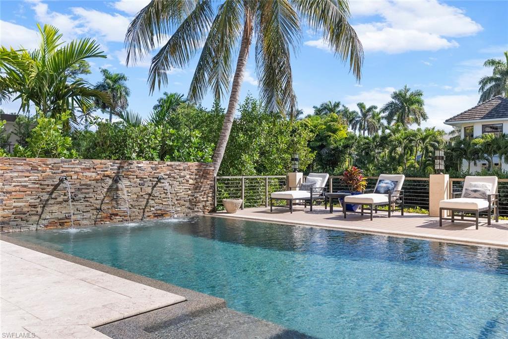 Naples, Florida, 34102, United States, 5 Bedrooms Bedrooms, ,6 BathroomsBathrooms,Residential,For Sale,1993468