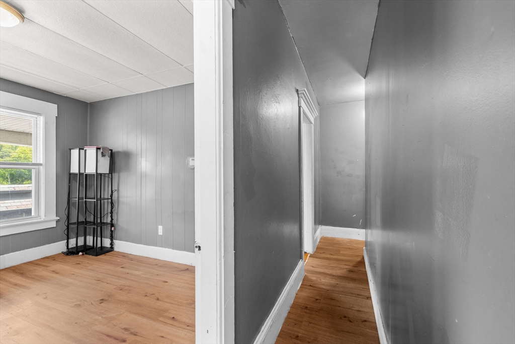Fitchburg, Massachusetts, 01420, United States, 9 Bedrooms Bedrooms, ,3 BathroomsBathrooms,Residential,For Sale,1927899