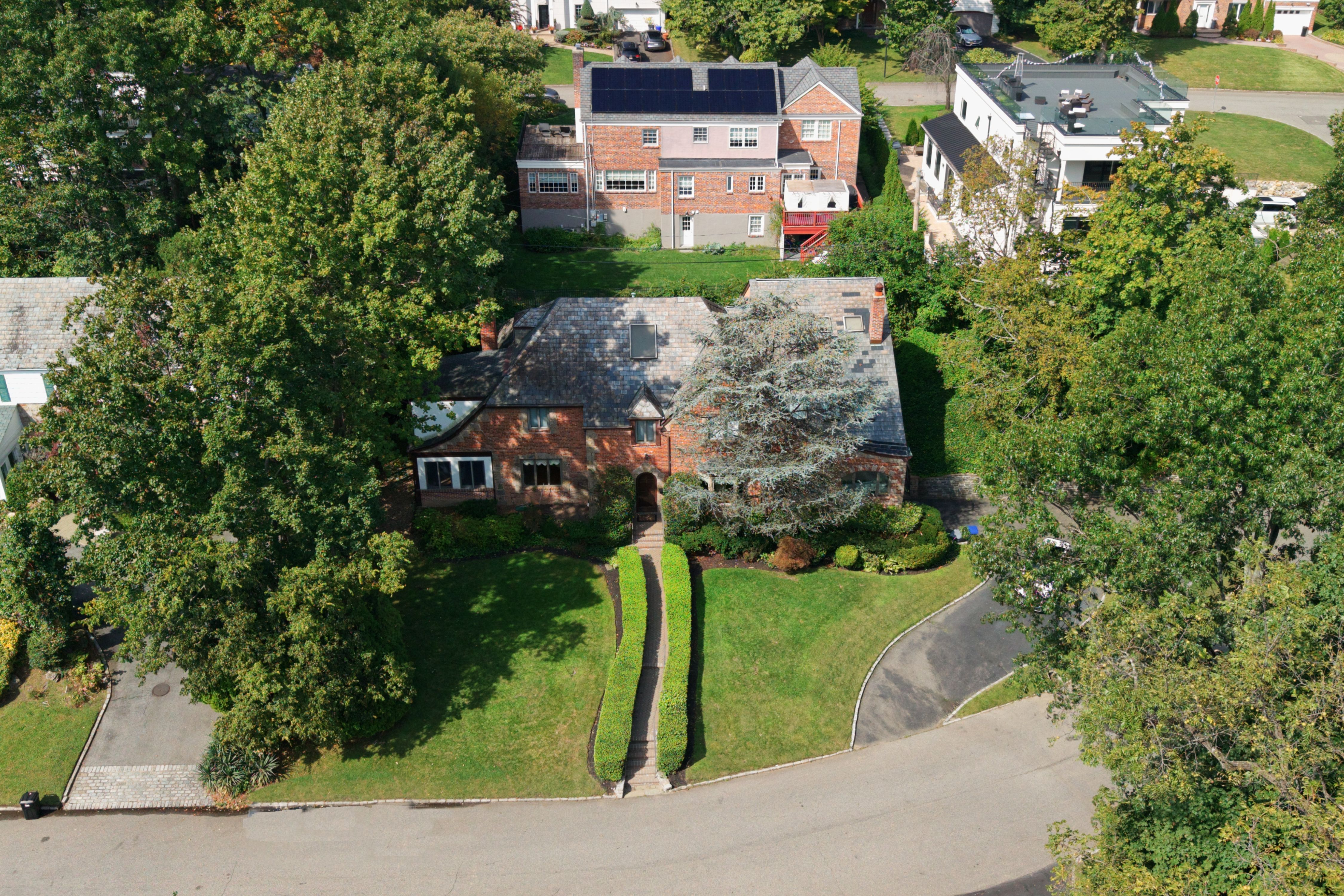  4 Parkwood Drive, Great Neck, NY 11023 - 物件實景