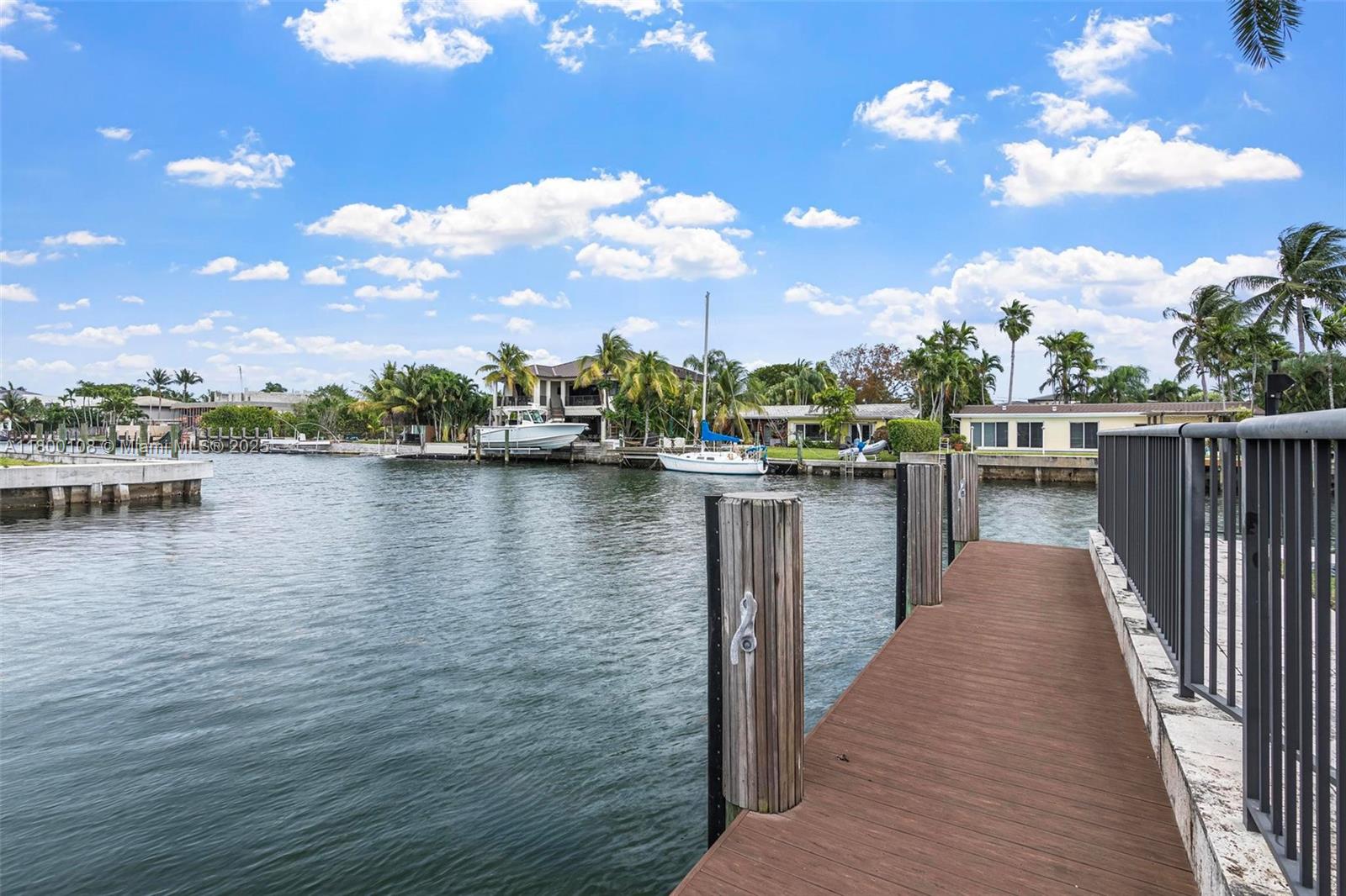 North Miami, Florida, 33181, United States, 5 Bedrooms Bedrooms, ,5 BathroomsBathrooms,Residential,For Sale,1804760
