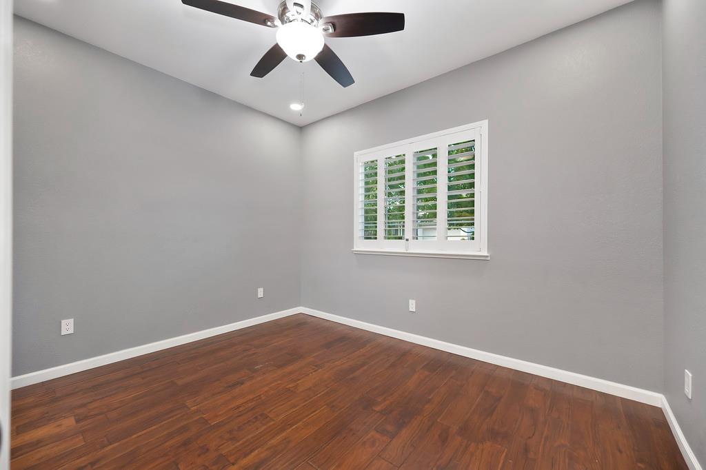 Roseville, California, 95747, United States, 6 Bedrooms Bedrooms, ,4 BathroomsBathrooms,Residential,For Sale,1940337