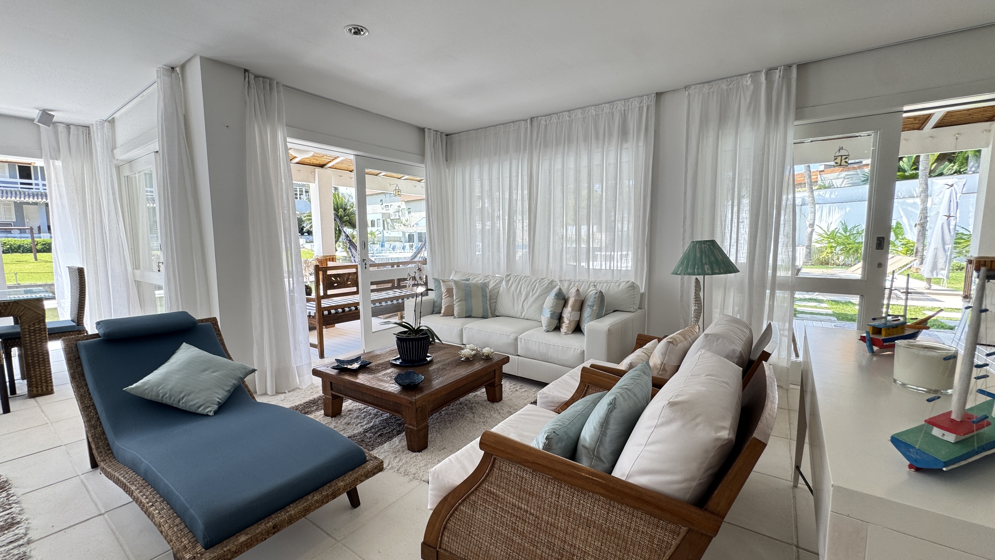  Waterfront residence with private dock for a 50-foot vessel at Porto Frade - 物件實景