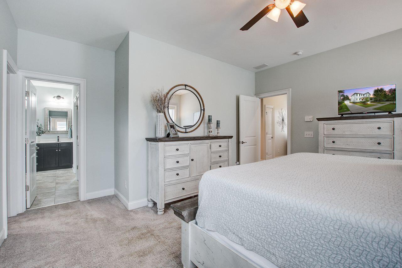 Mount Pleasant, South Carolina, 29466, United States, 4 Bedrooms Bedrooms, ,3 BathroomsBathrooms,Residential,For Sale,1966784