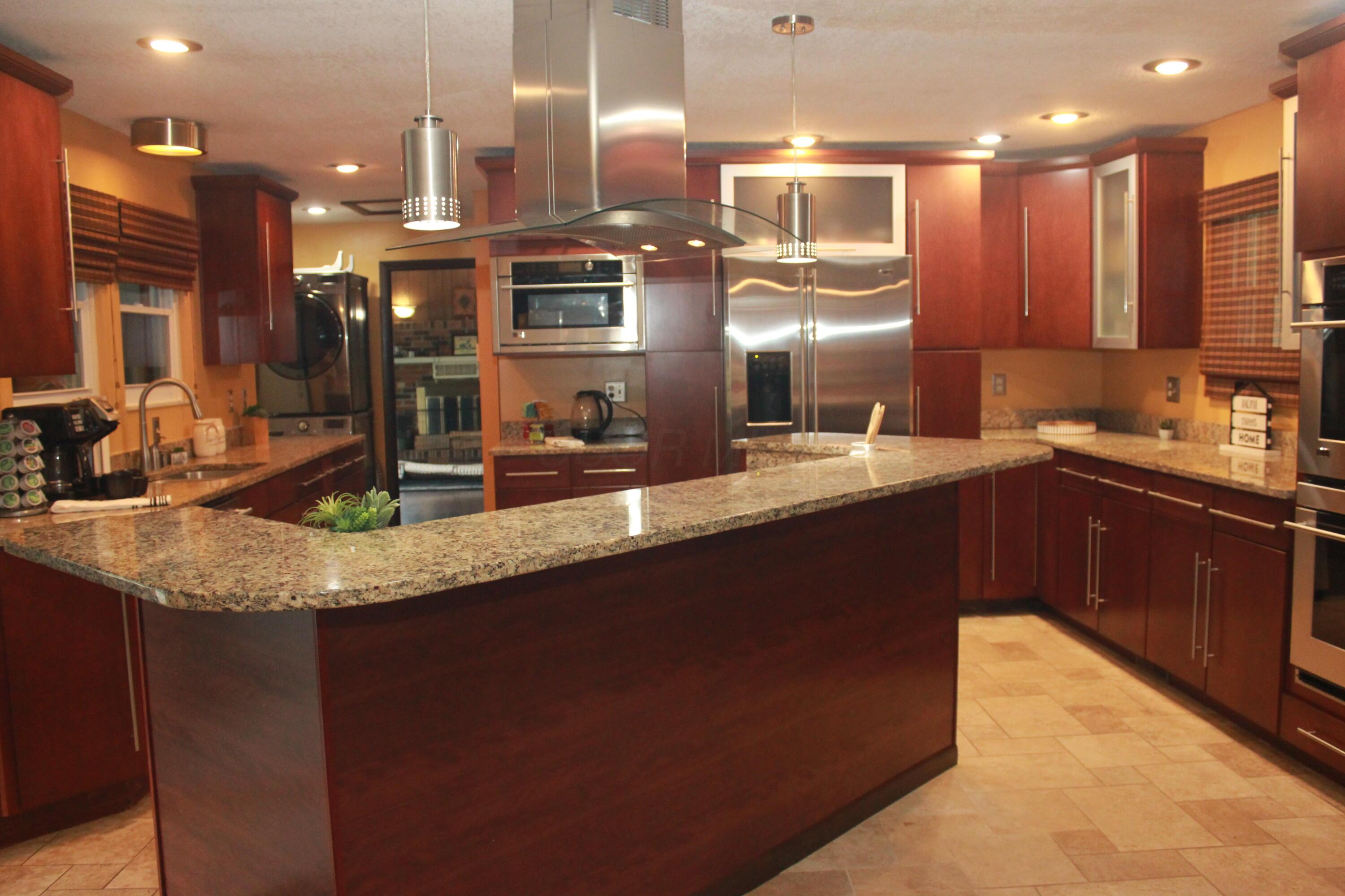 Lockbourne, Ohio, 43137, United States, 3 Bedrooms Bedrooms, ,3 BathroomsBathrooms,Residential,For Sale,1917024