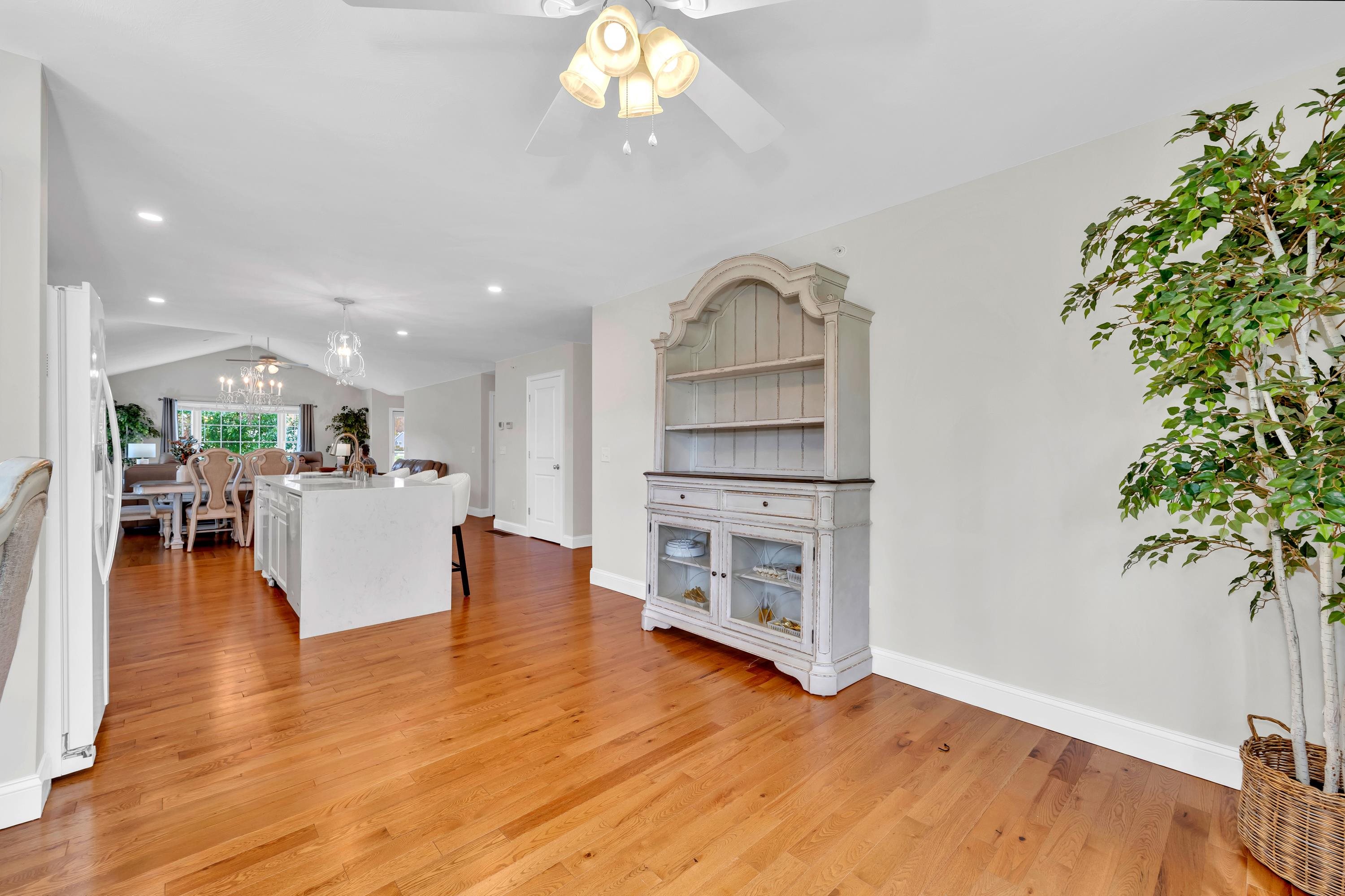 Brentwood, New Hampshire, 03833, United States, 2 Bedrooms Bedrooms, ,2 BathroomsBathrooms,Residential,For Sale,1976209