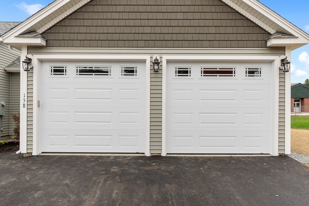 Leominster, Massachusetts, 01453, United States, 3 Bedrooms Bedrooms, ,2 BathroomsBathrooms,Residential,For Sale,2001635