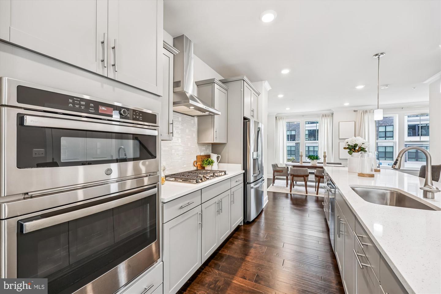 Gaithersburg, Maryland, 20878, United States, 4 Bedrooms Bedrooms, ,5 BathroomsBathrooms,Residential,For Sale,1949694