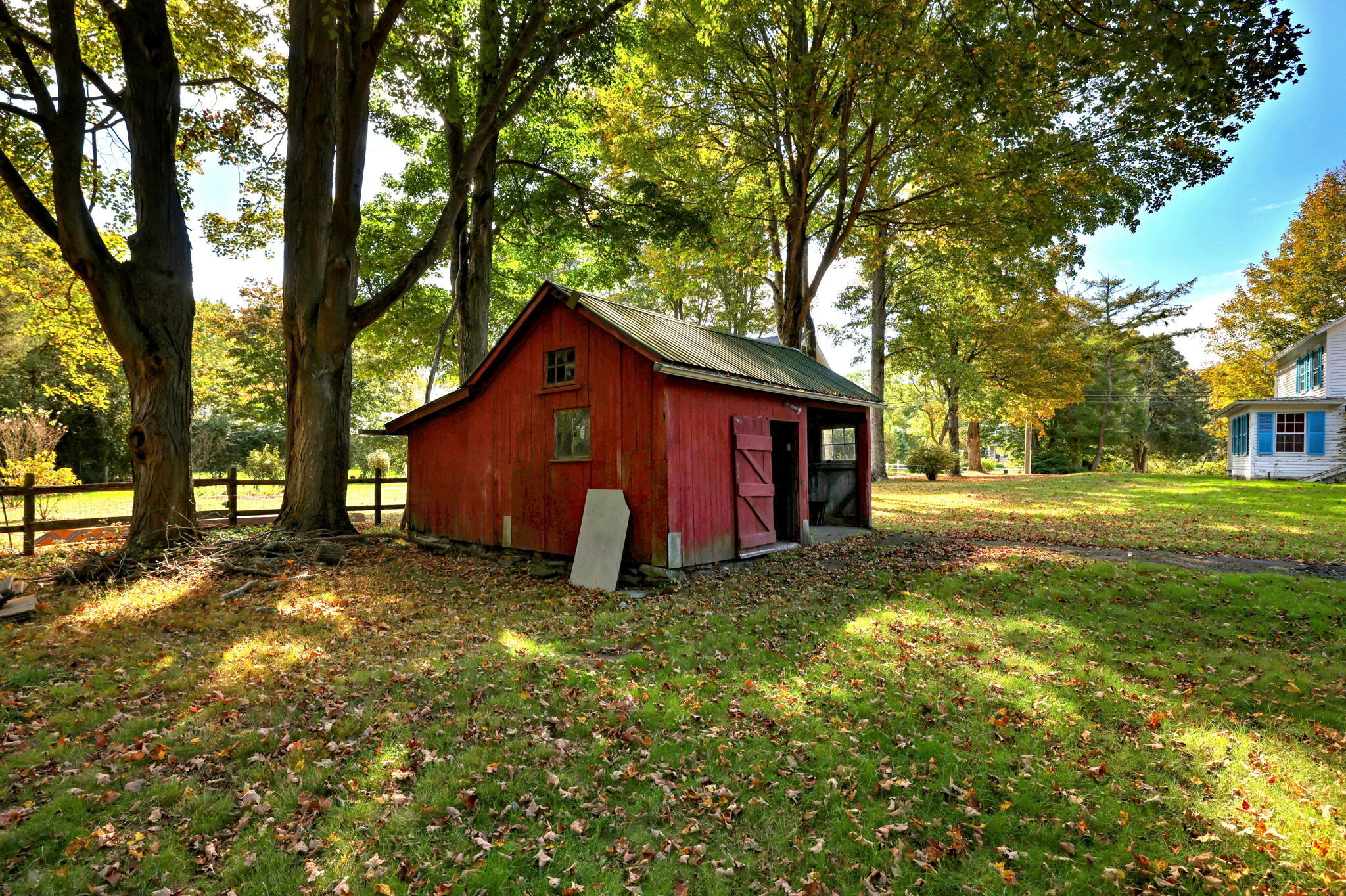 Madison, Connecticut, 06443, United States, 3 Bedrooms Bedrooms, ,1 BathroomBathrooms,Residential,For Sale,1989641