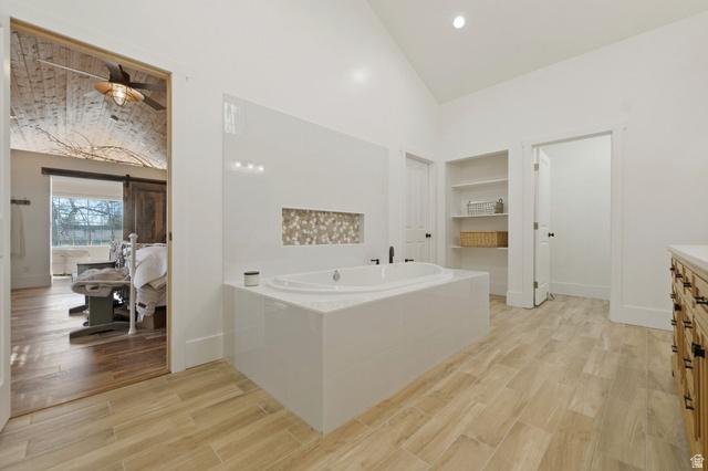 Centerville, Utah, 84014, United States, 4 Bedrooms Bedrooms, ,4 BathroomsBathrooms,Residential,For Sale,2027552
